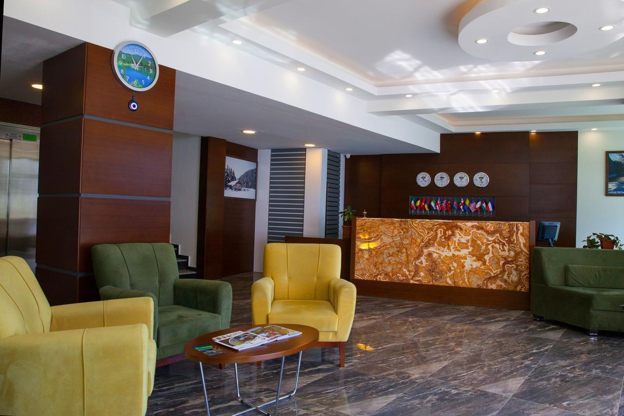 Black Forest Hotel Savsat Екстериор снимка